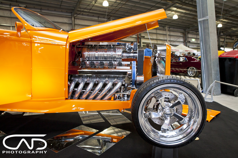 Hot Rod Jaguar V12 RetroFit MotorEx